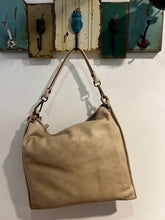 Carica l'immagine nel visualizzatore di Gallery, Borsa Bayside84 404
