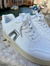 Carica l'immagine nel visualizzatore di Gallery, Sneakers AUDRY
