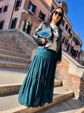 Carica l'immagine nel visualizzatore di Gallery, Susy Mix Gonnellone
