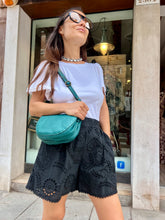 Carica l'immagine nel visualizzatore di Gallery, Susy Mix Shorts Sangallo
