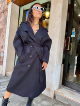 Carica l'immagine nel visualizzatore di Gallery, Trench Black
