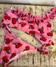 Carica l'immagine nel visualizzatore di Gallery, Susy Mix Bikini ciliegie
