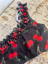 Carica l'immagine nel visualizzatore di Gallery, Susy Mix Bikini ciliegie
