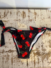 Carica l'immagine nel visualizzatore di Gallery, Susy Mix Bikini ciliegie
